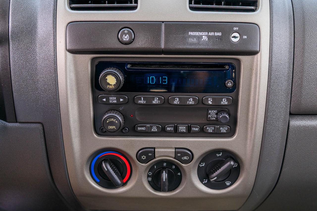 Chevrolet Colorado 2WD Reg Cab 111.2" LS 2004