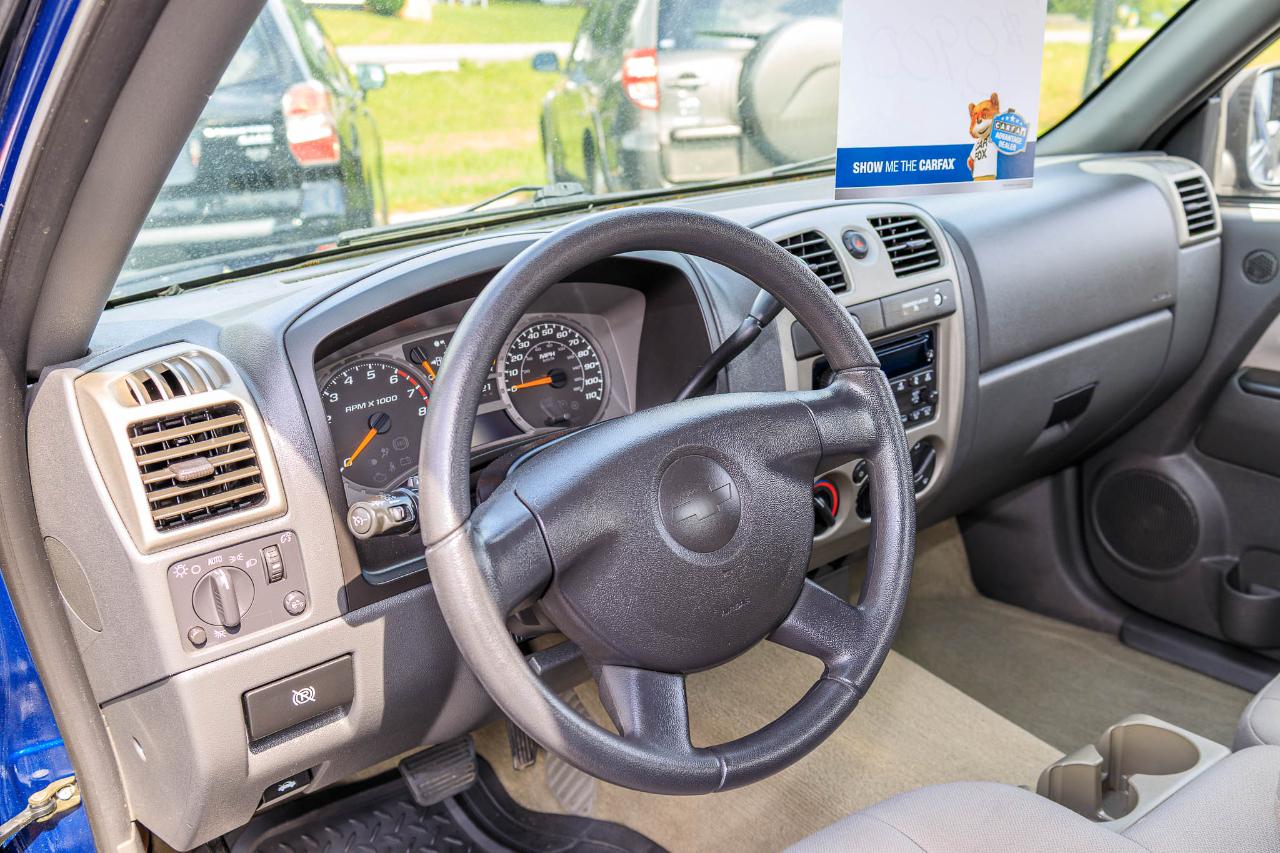 Chevrolet Colorado 2WD Reg Cab 111.2" LS 2004