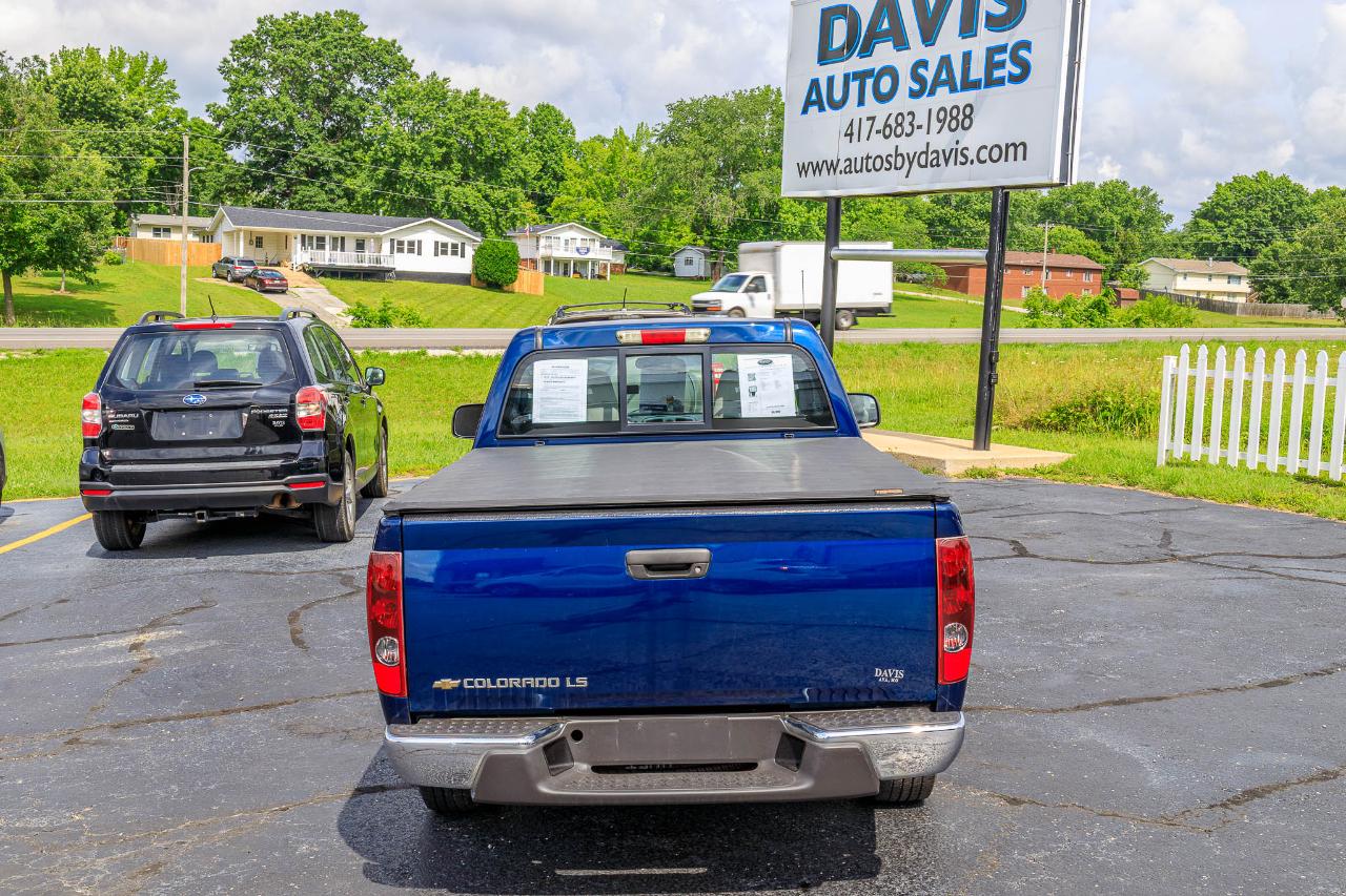 Chevrolet Colorado 2WD Reg Cab 111.2" LS 2004
