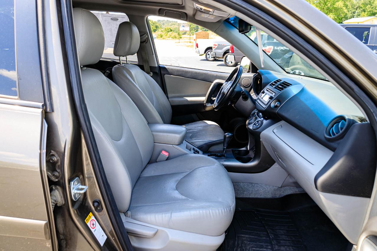 Toyota RAV4 Limited I4 4WD 2012