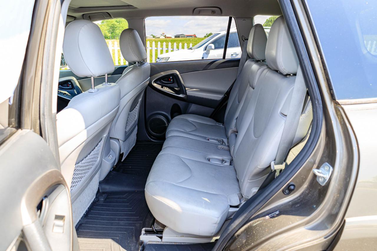 Toyota RAV4 Limited I4 4WD 2012
