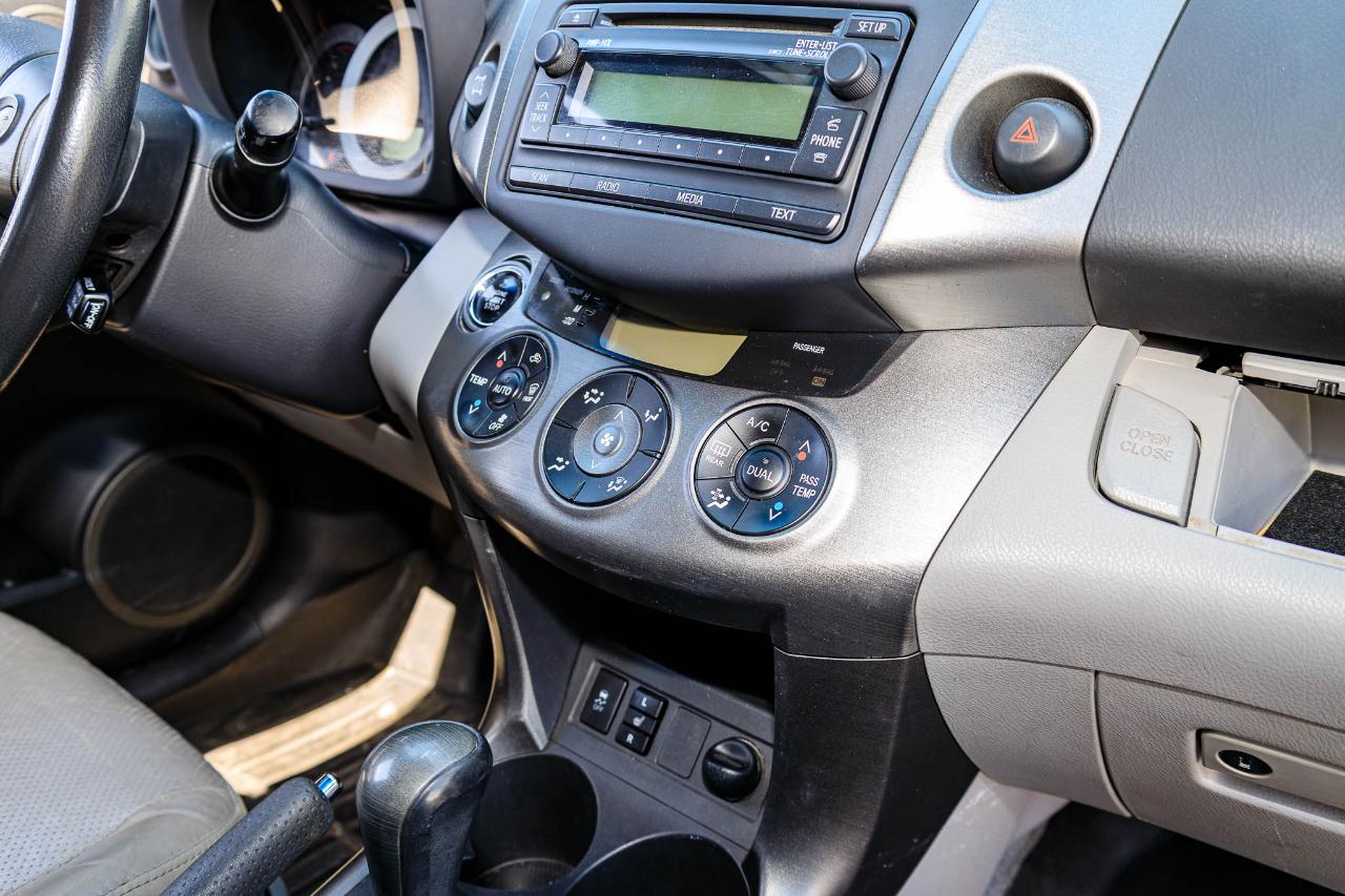 Toyota RAV4 Limited I4 4WD 2012