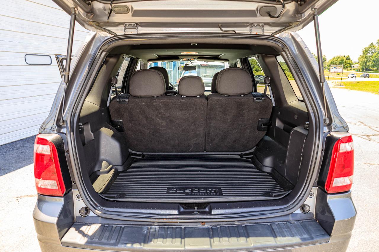 Ford Escape XLT 4WD 2012