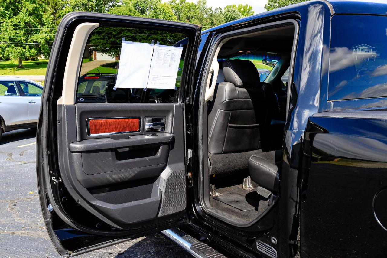 RAM 2500 Laramie Crew Cab SWB 4WD 2012