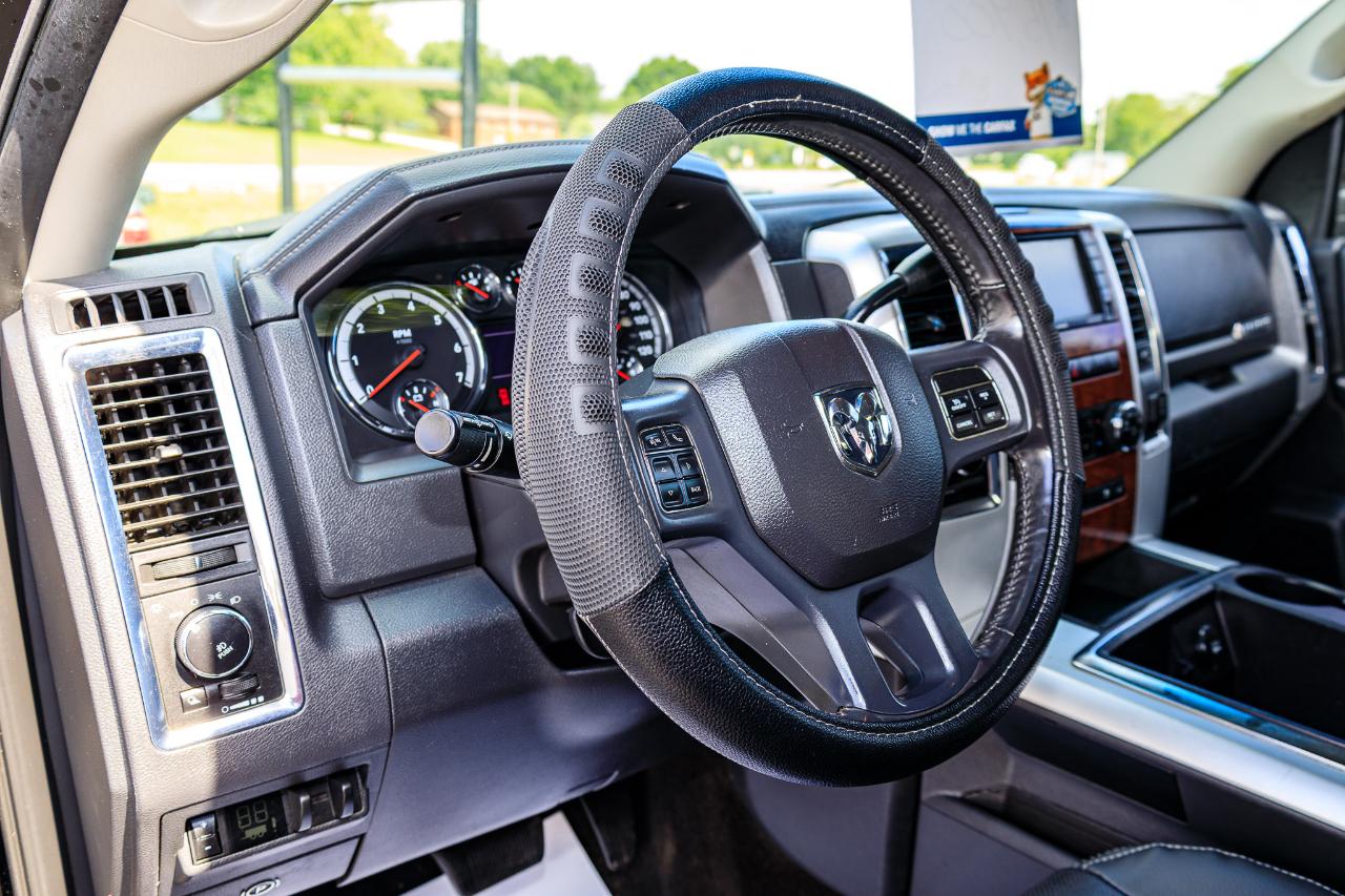 RAM 2500 Laramie Crew Cab SWB 4WD 2012