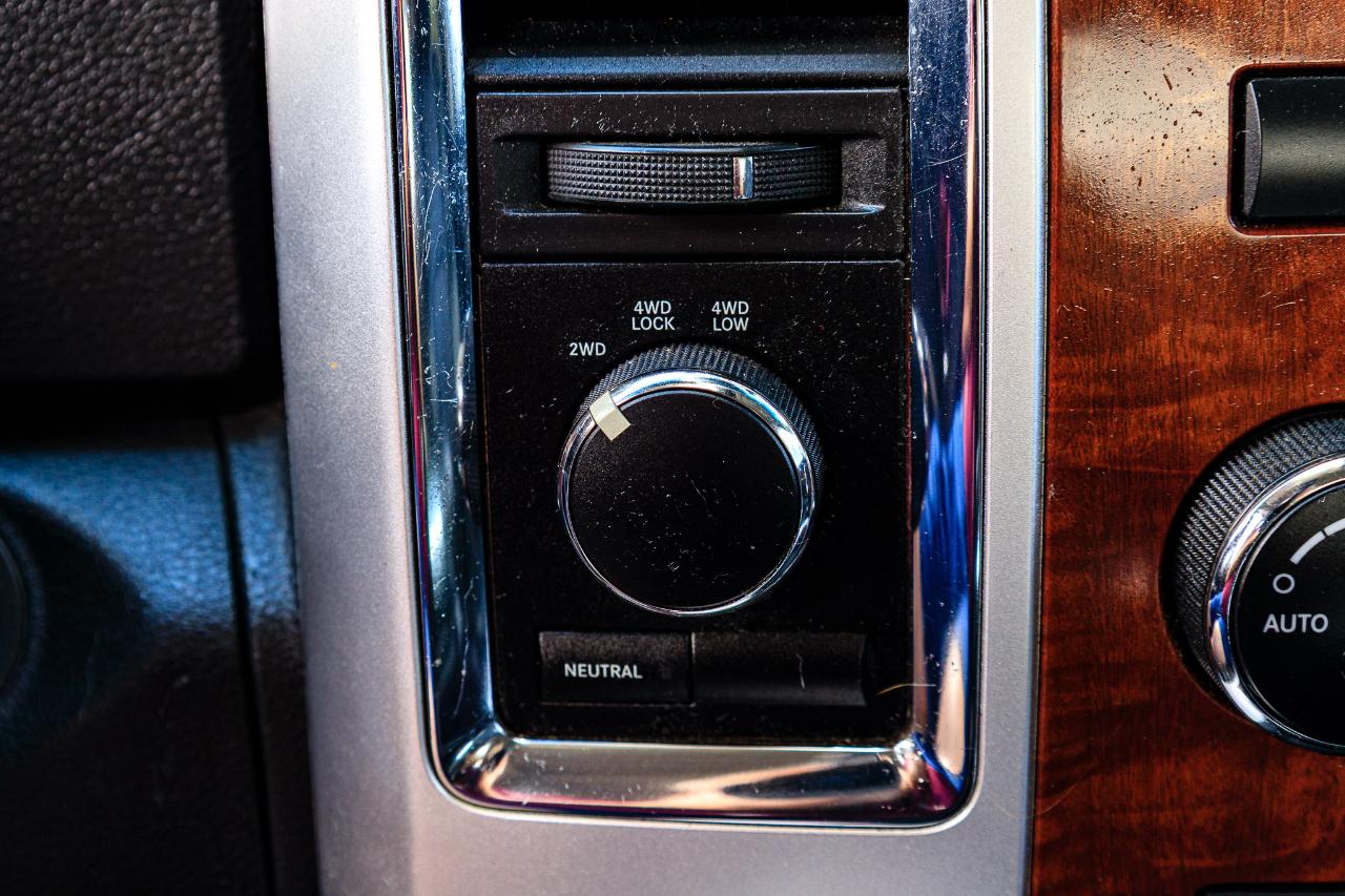 RAM 2500 Laramie Crew Cab SWB 4WD 2012