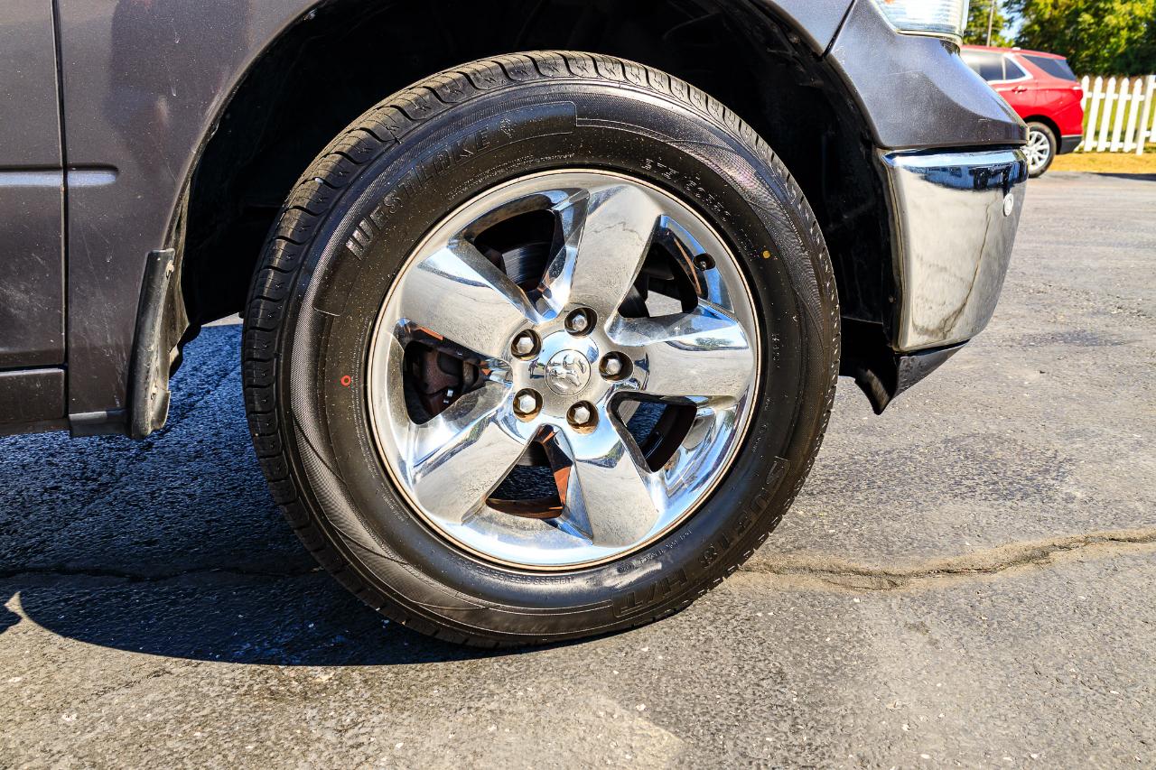 RAM 1500 Big Horn Crew Cab 4WD SWB 2015