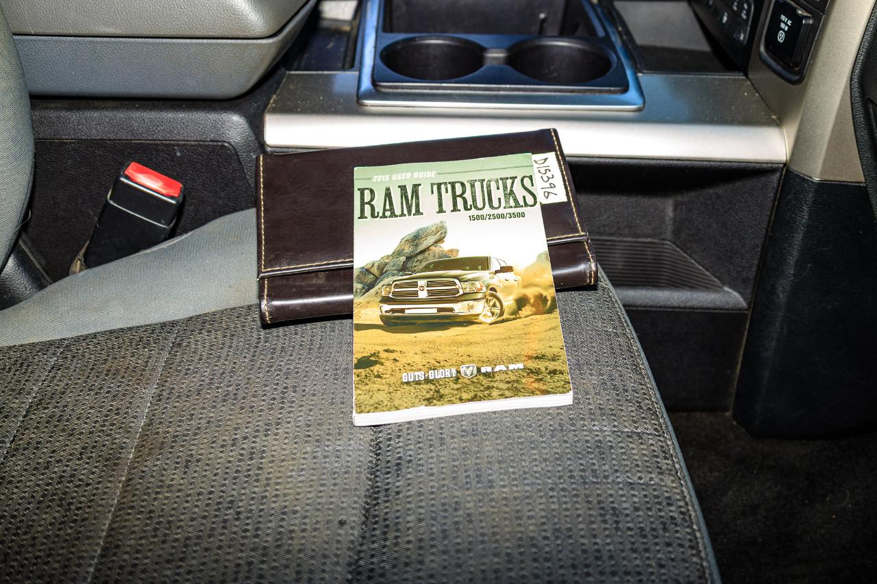 RAM 1500 Big Horn Crew Cab 4WD SWB 2015