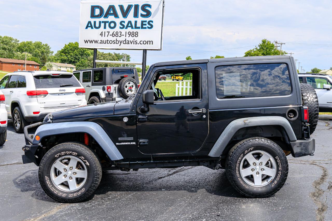 Jeep Wrangler Sport 4WD 2011