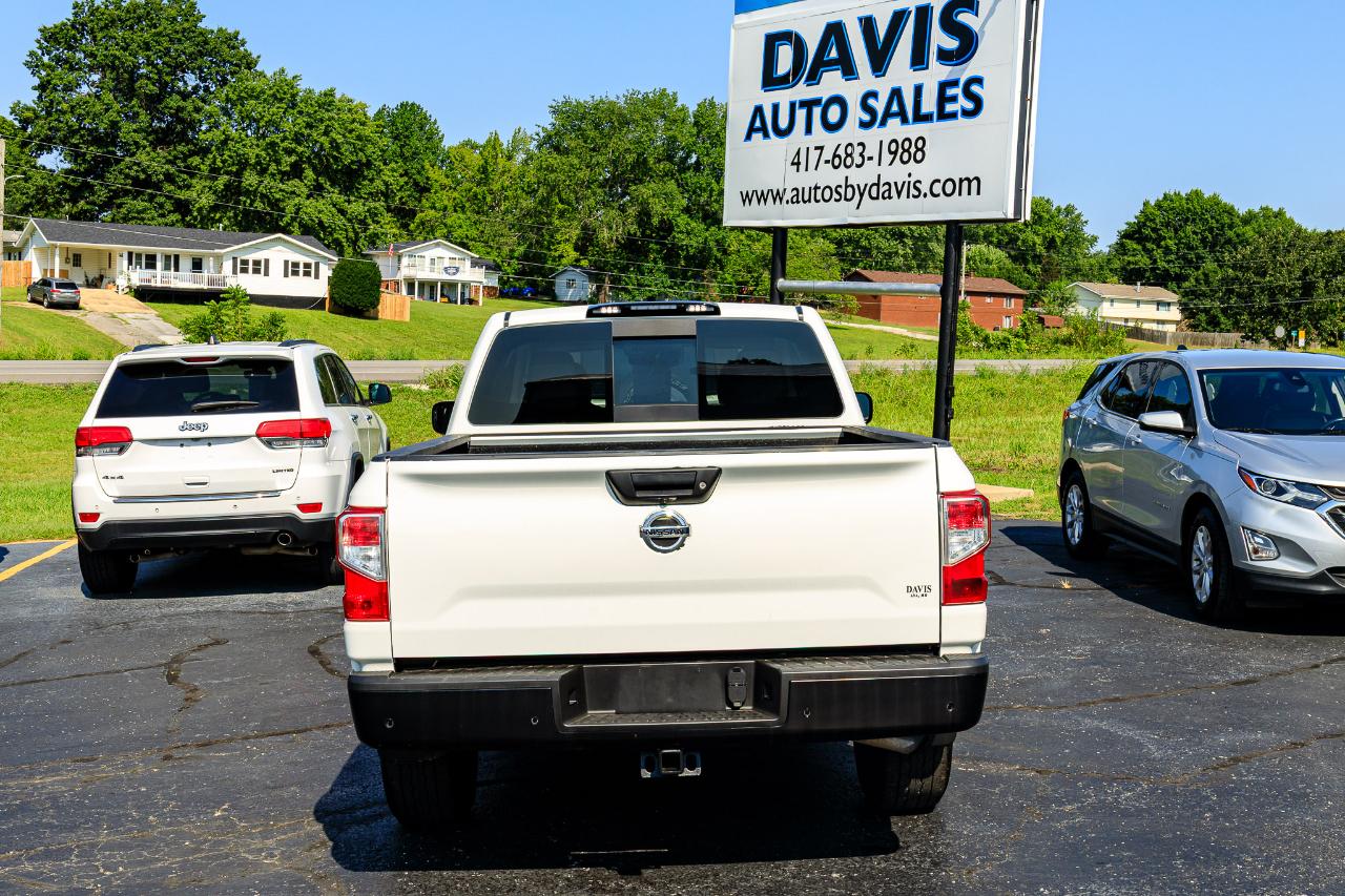 Nissan Titan 4WD King Cab SWB S 2020