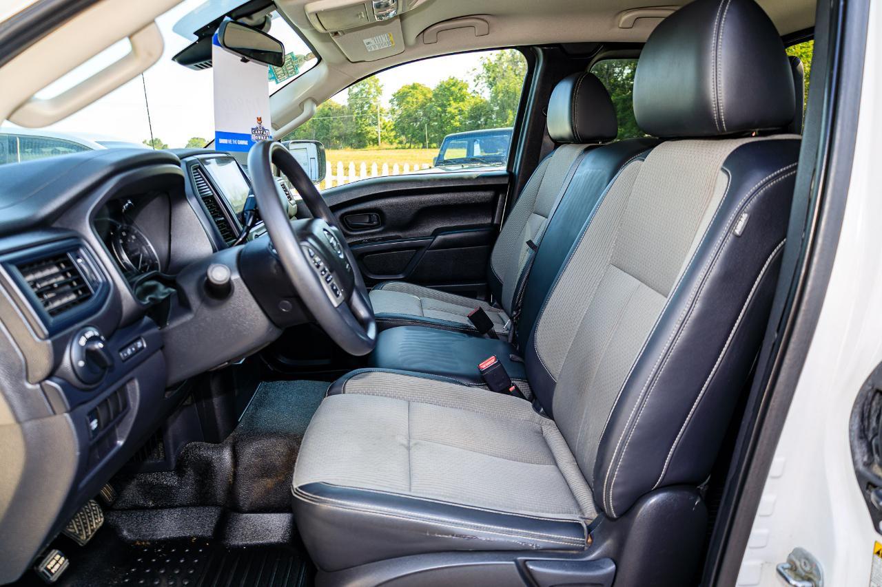 Nissan Titan 4WD King Cab SWB S 2020