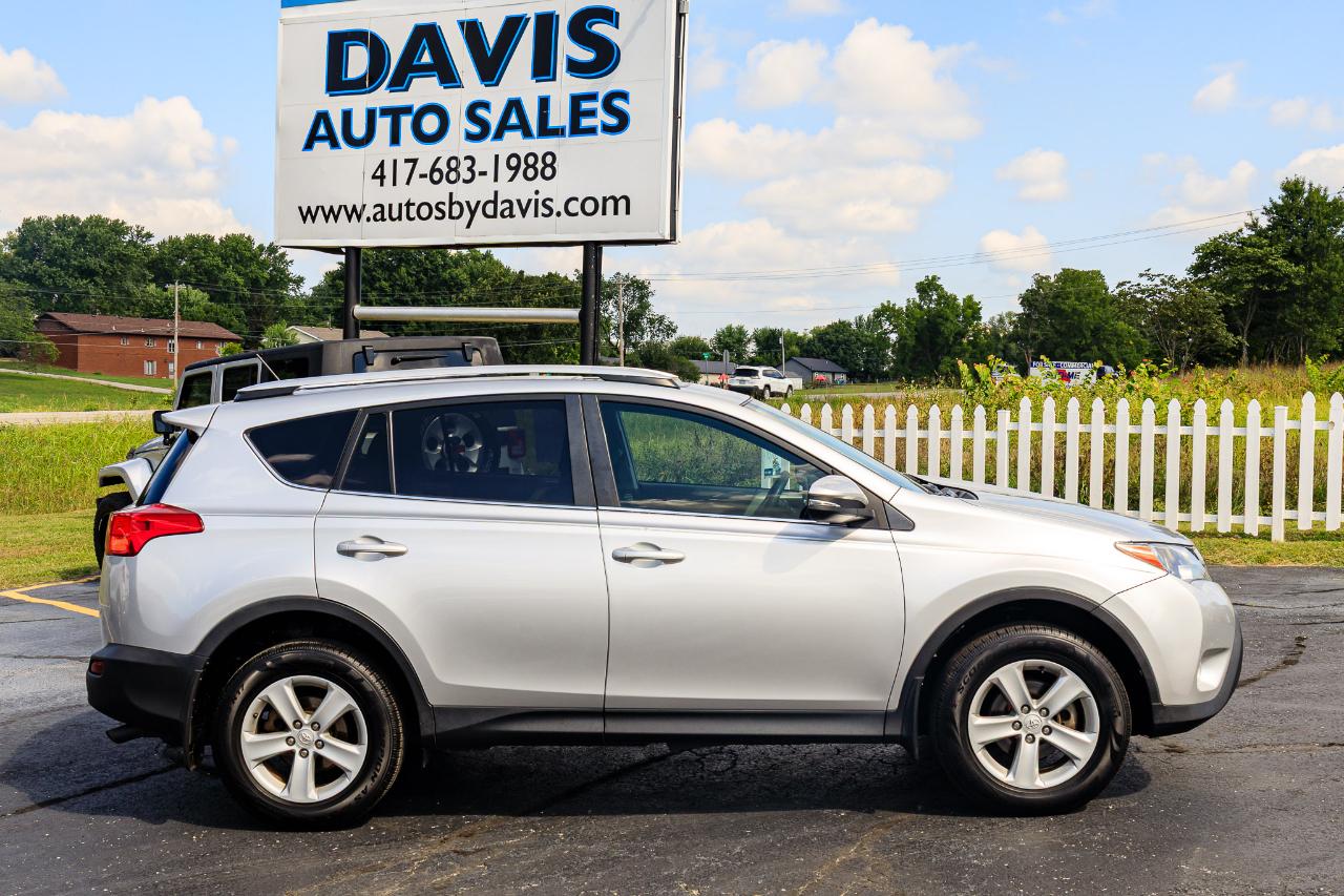 Toyota RAV4 XLE AWD 2013