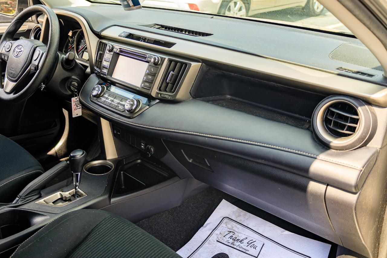 Toyota RAV4 XLE AWD 2013