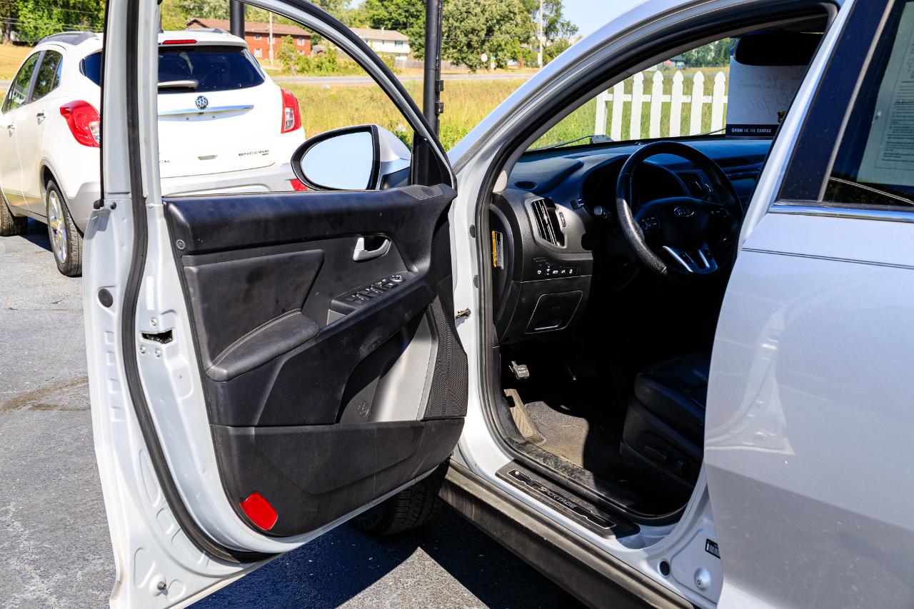 Kia Sportage SX 4D SUV AWD 2012