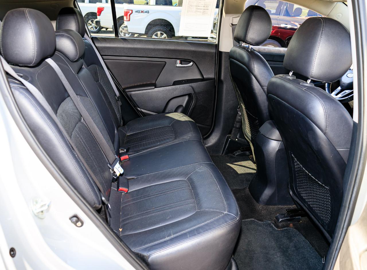 Kia Sportage SX 4D SUV AWD 2012