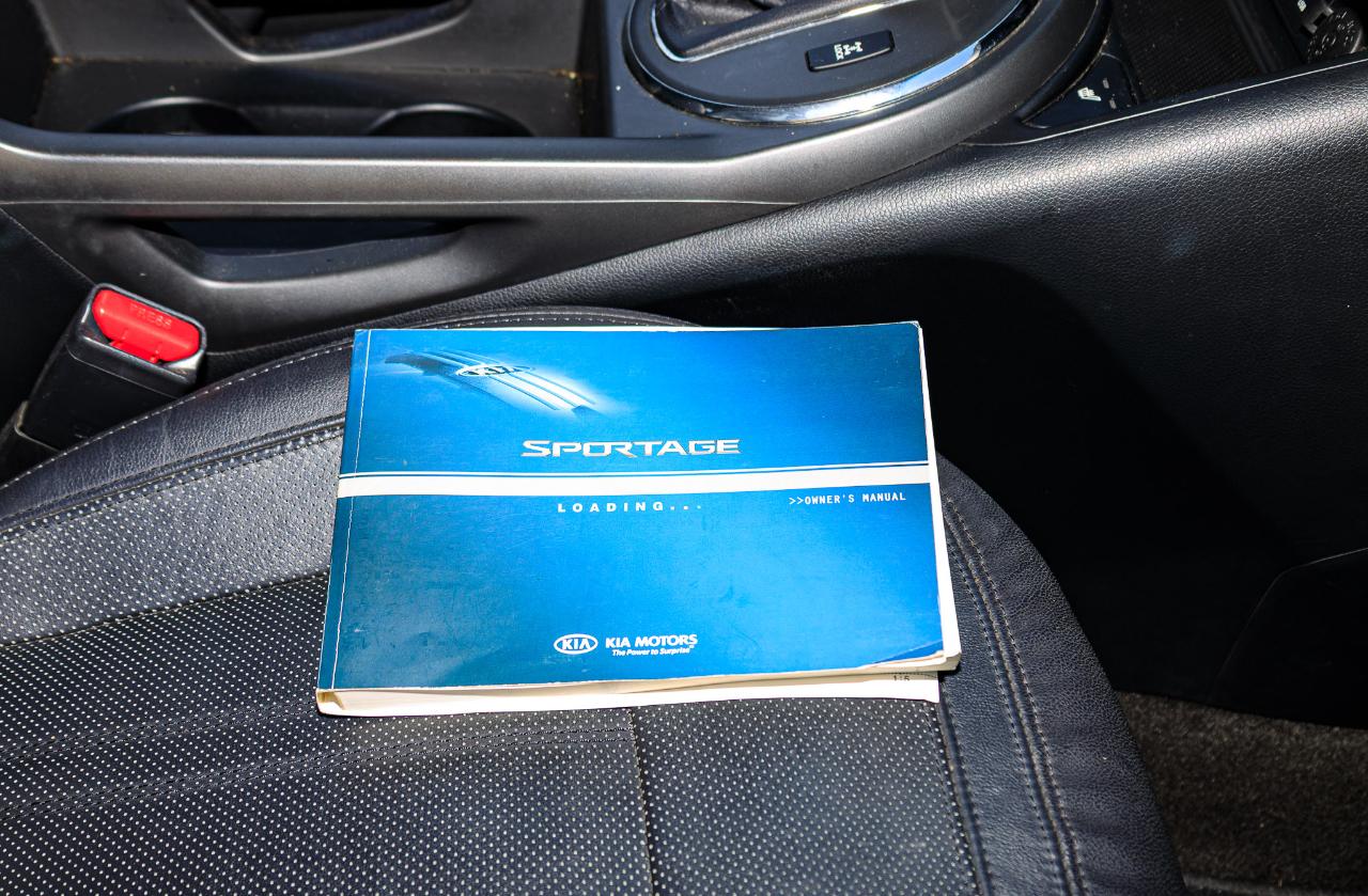 Kia Sportage SX 4D SUV AWD 2012