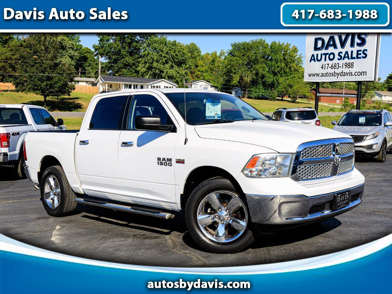 2015 RAM 1500 SLT Crew Cab 4WD SWB