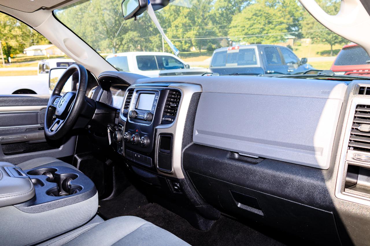 RAM 1500 SLT Crew Cab 4WD SWB 2015