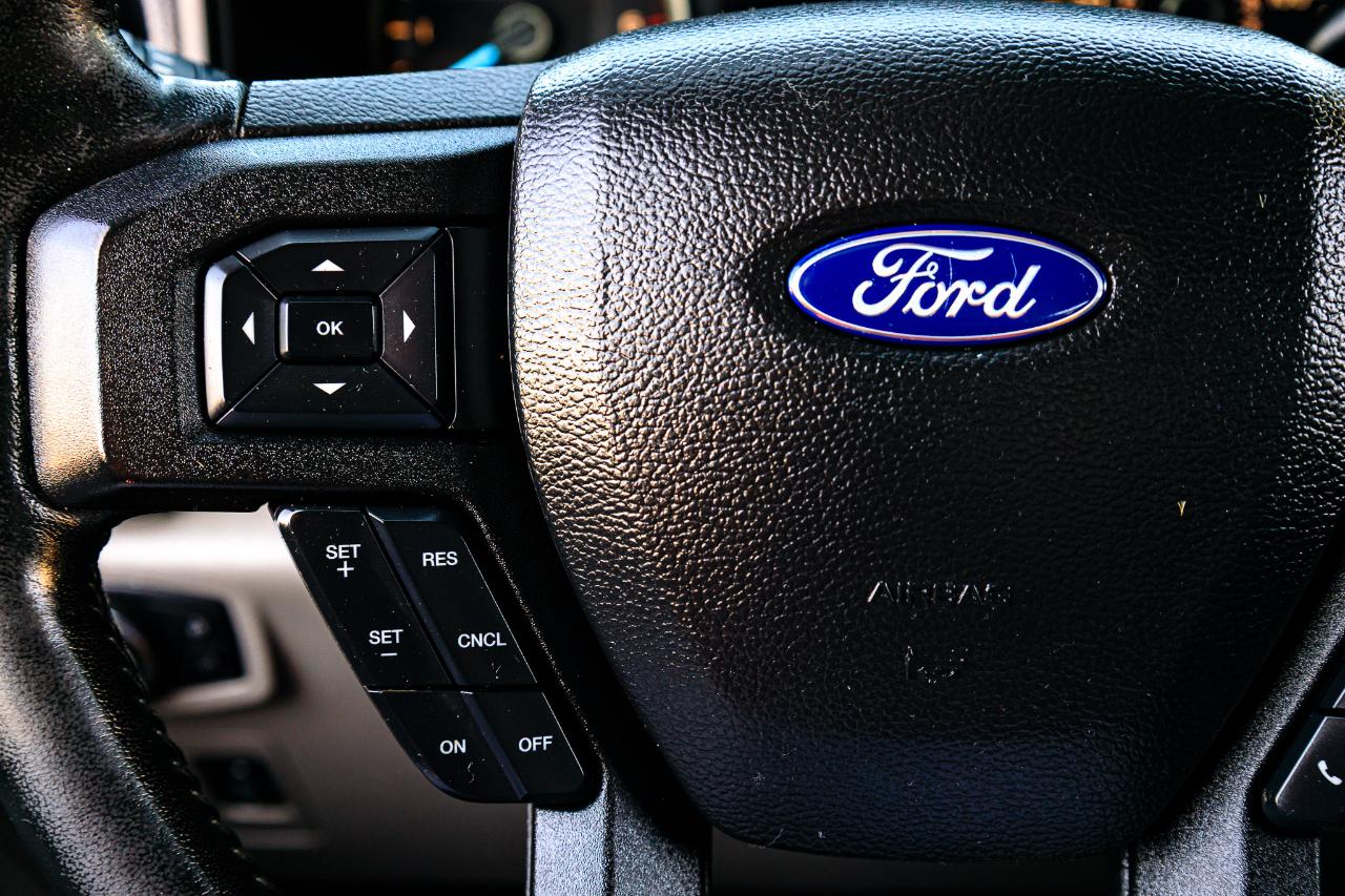 Ford F-150 4WD SuperCrew 145" XLT 2018