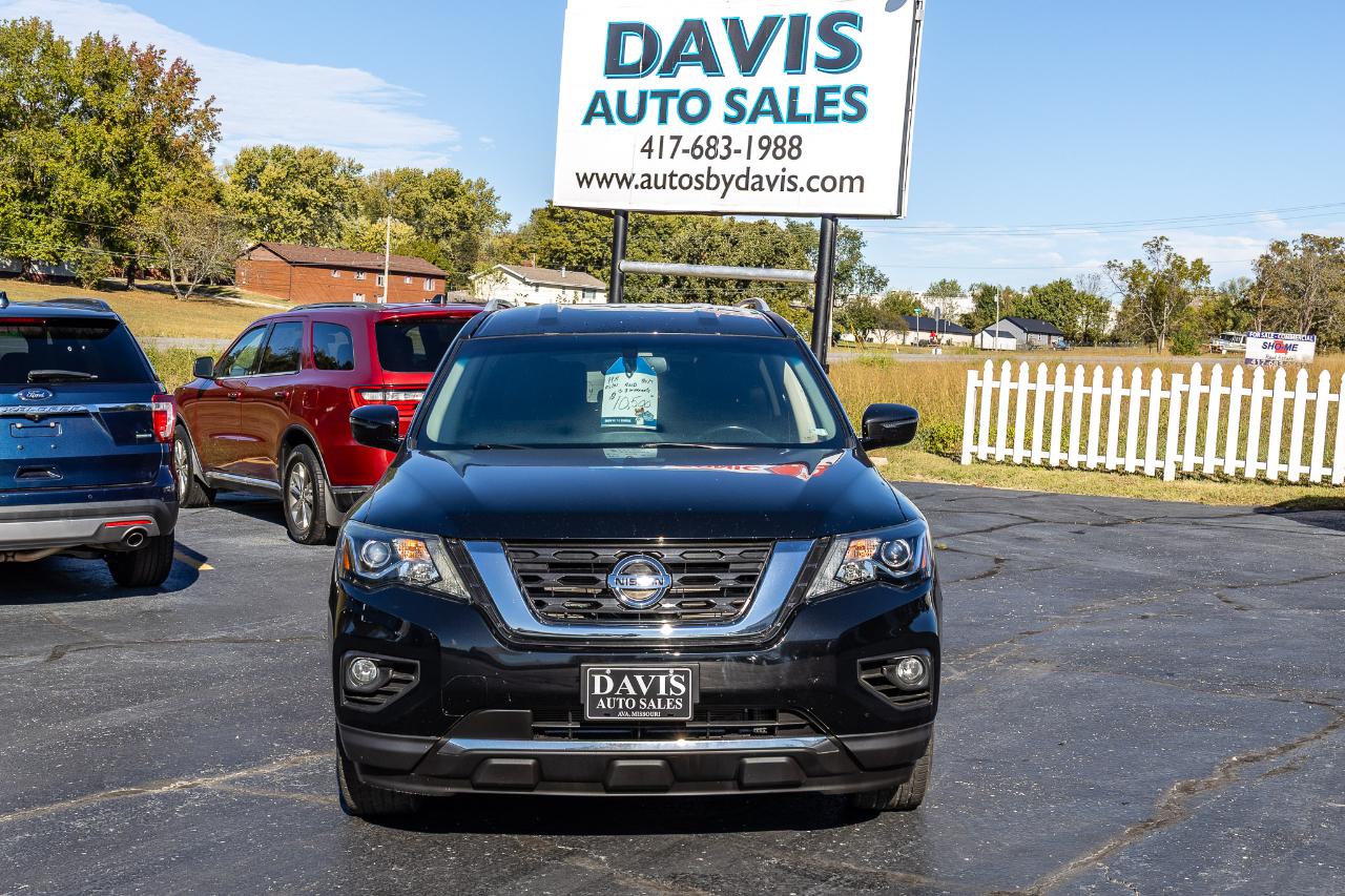 Nissan Pathfinder SV 4D SUV 4WD 2017