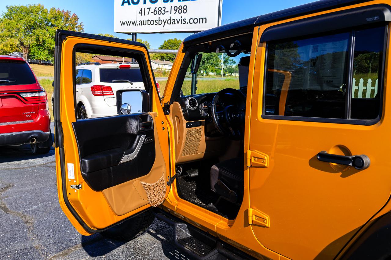 Jeep Wrangler Unlimited Rubicon 4WD 2014