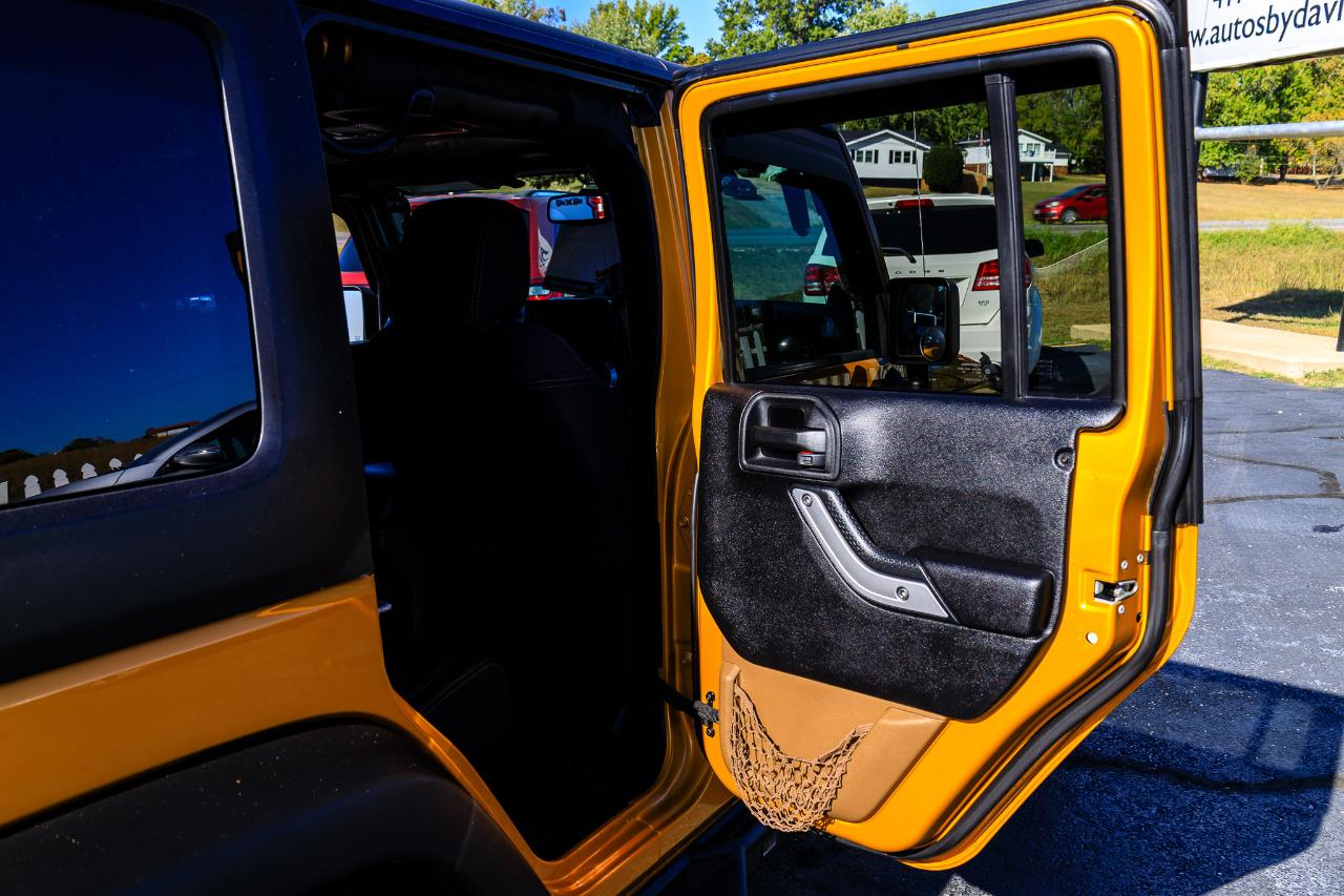 Jeep Wrangler Unlimited Rubicon 4WD 2014