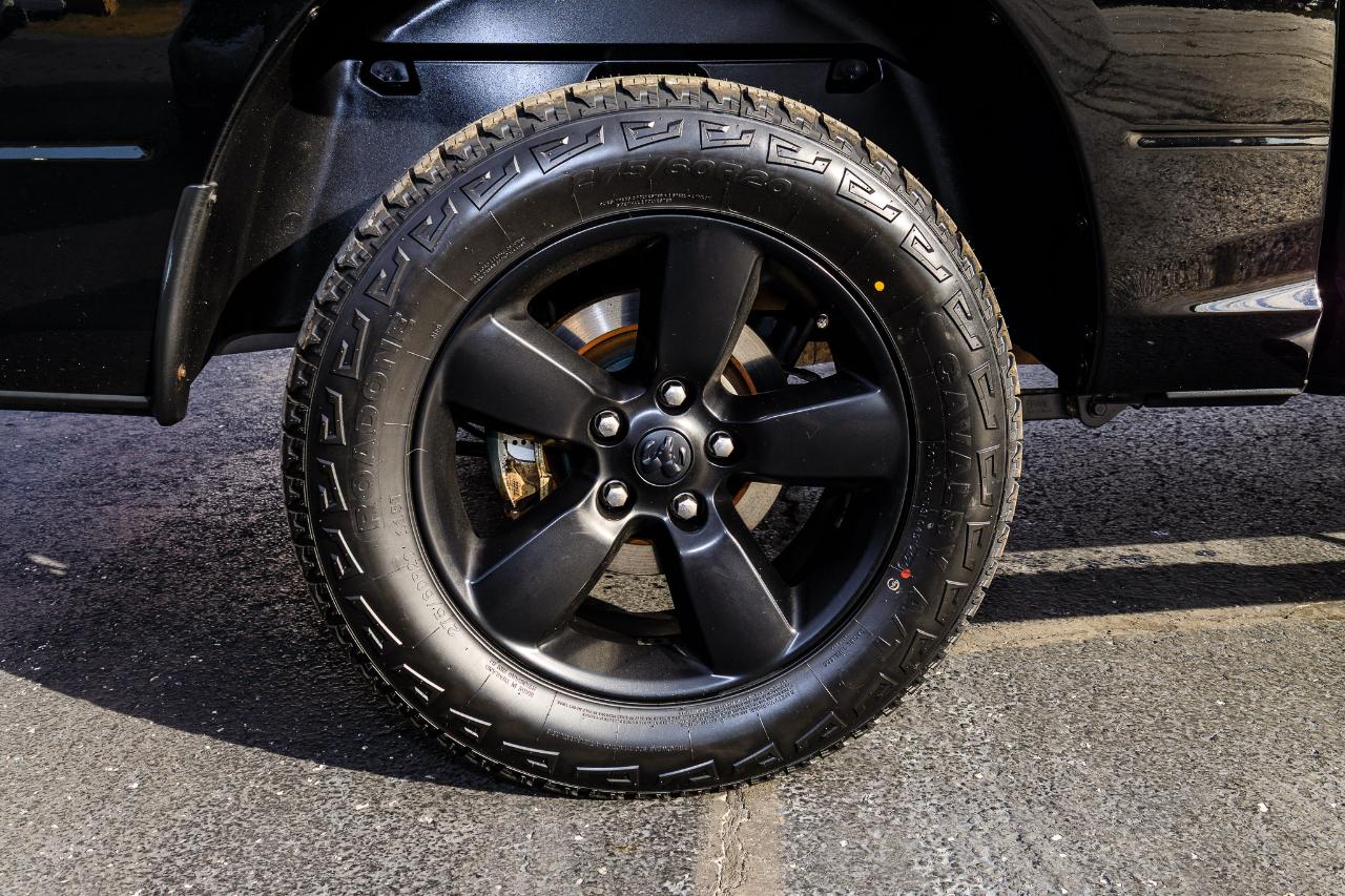 RAM 1500 Classic Big Horn 4x4 Crew Cab 5'7" Box 2019