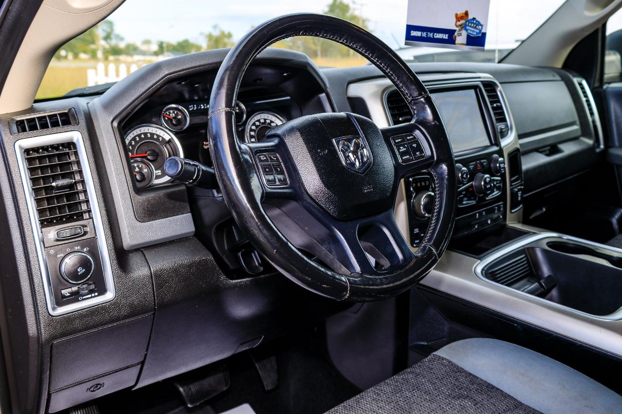 RAM 1500 Classic Big Horn 4x4 Crew Cab 5'7" Box 2019