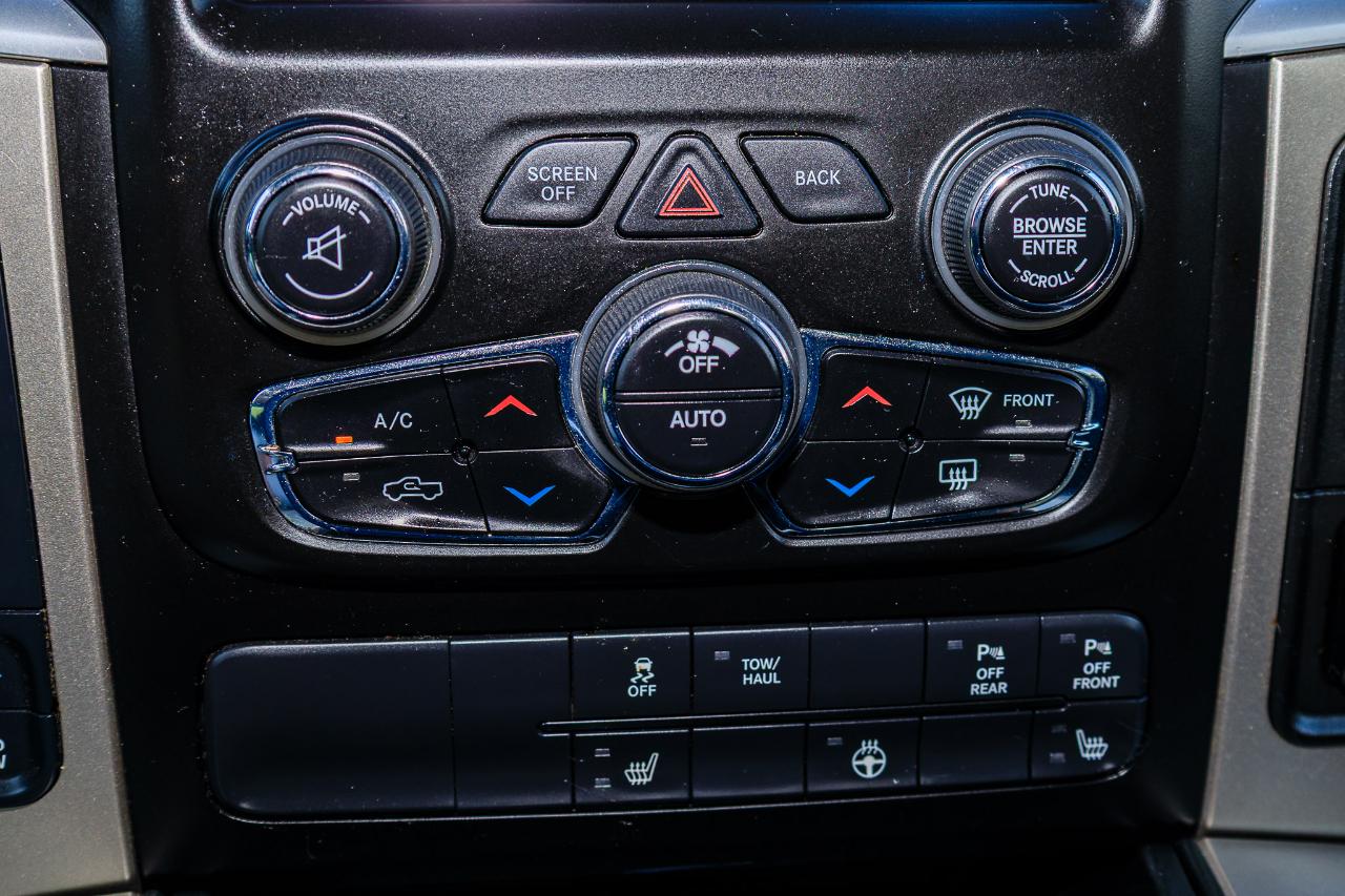 RAM 1500 Classic Big Horn 4x4 Crew Cab 5'7" Box 2019