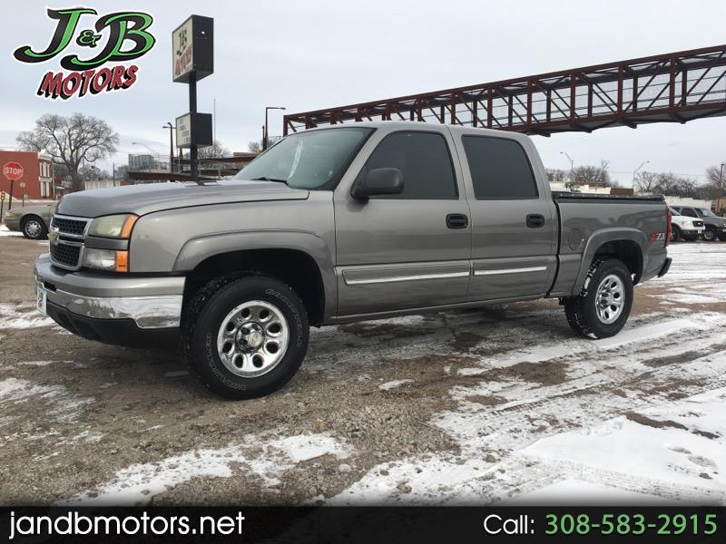 Used 2007 Chevrolet Silverado 1500 LS2 Crew Cab 4WD for Sale in Wood