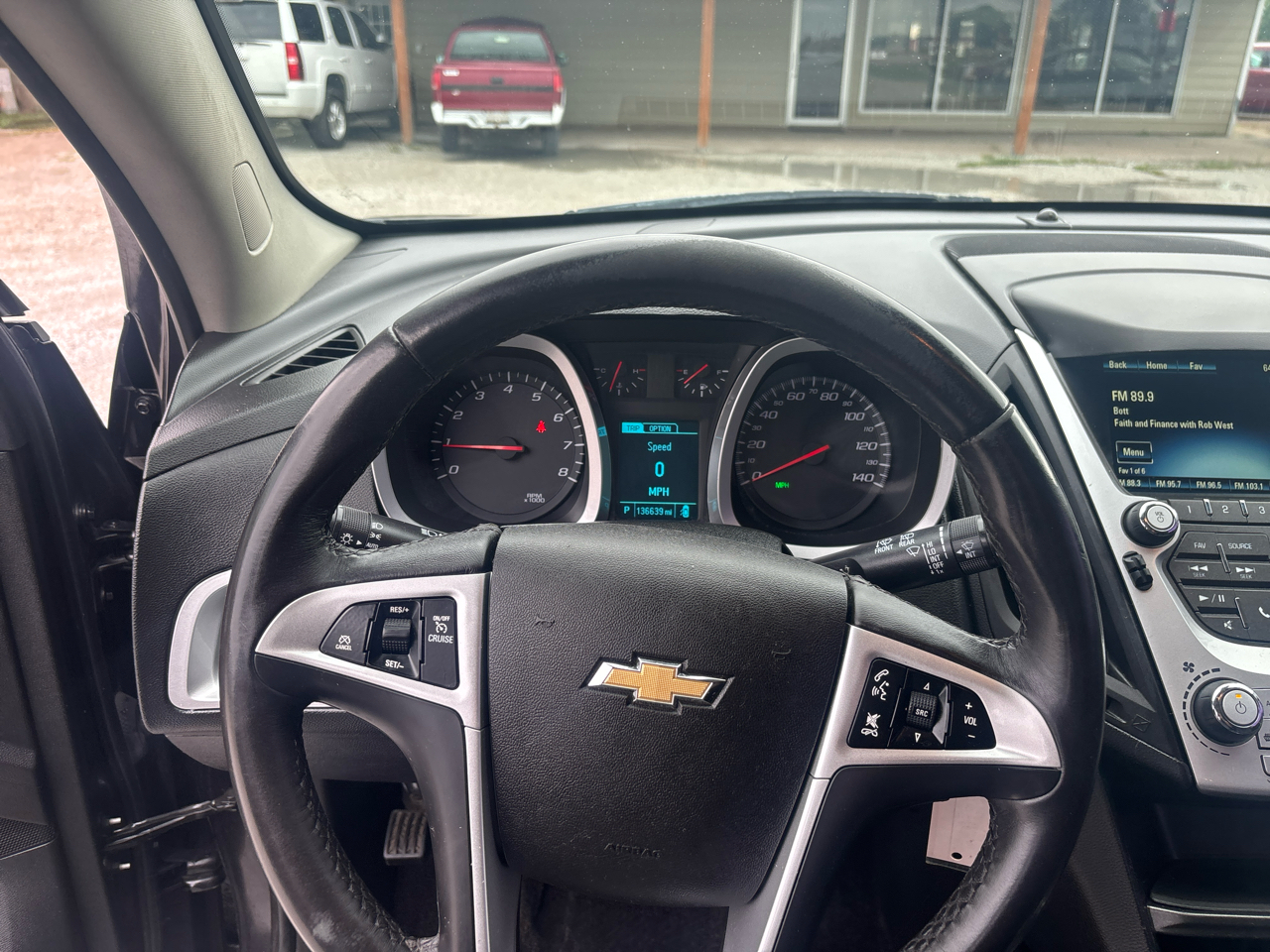 2016 Chevrolet Equinox LT photo 3