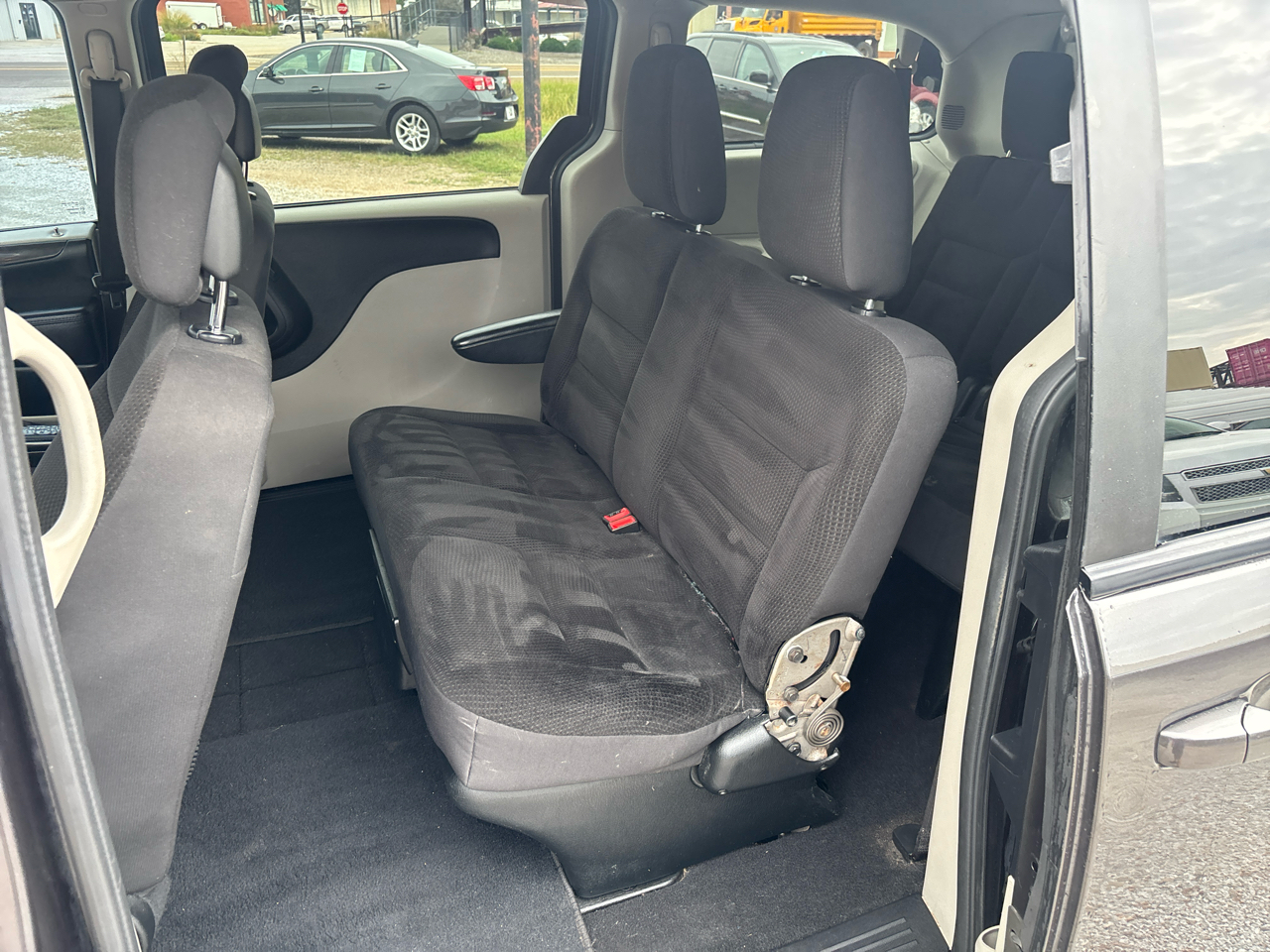2018 Dodge Grand Caravan SE photo 3