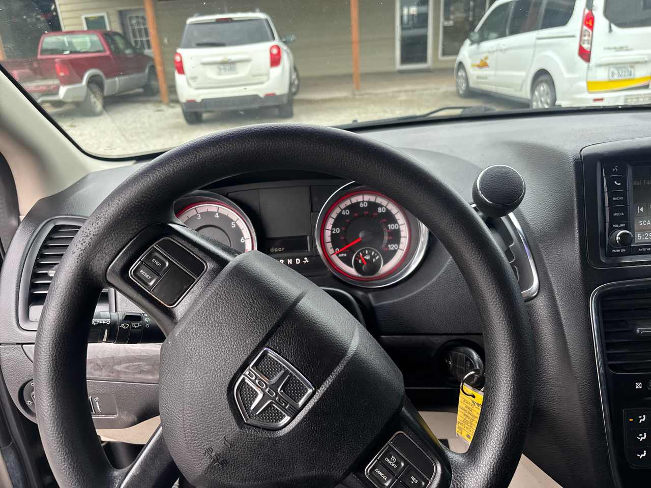 2018 Dodge Grand Caravan SE photo 4