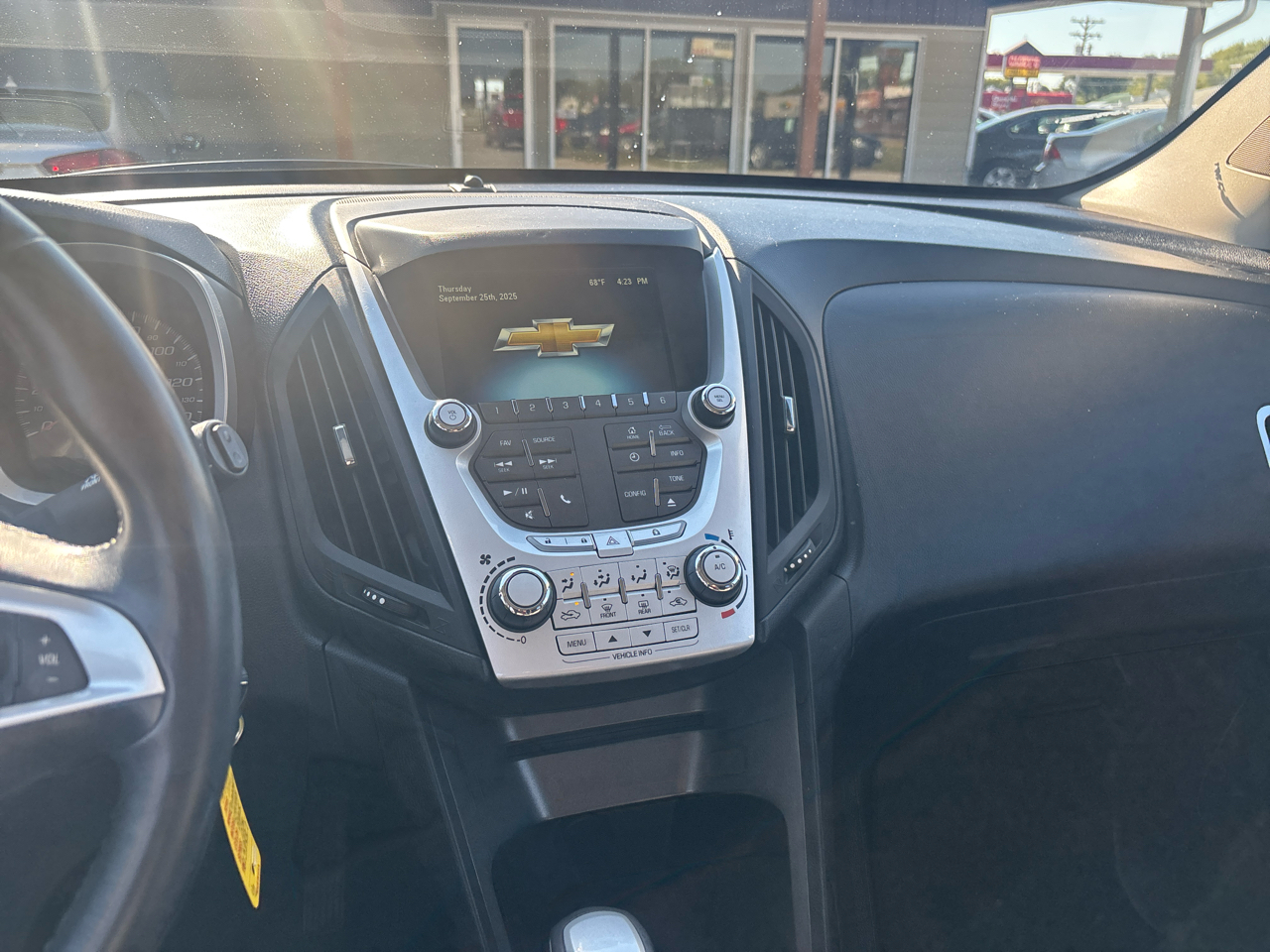 2012 Chevrolet Equinox photo 4