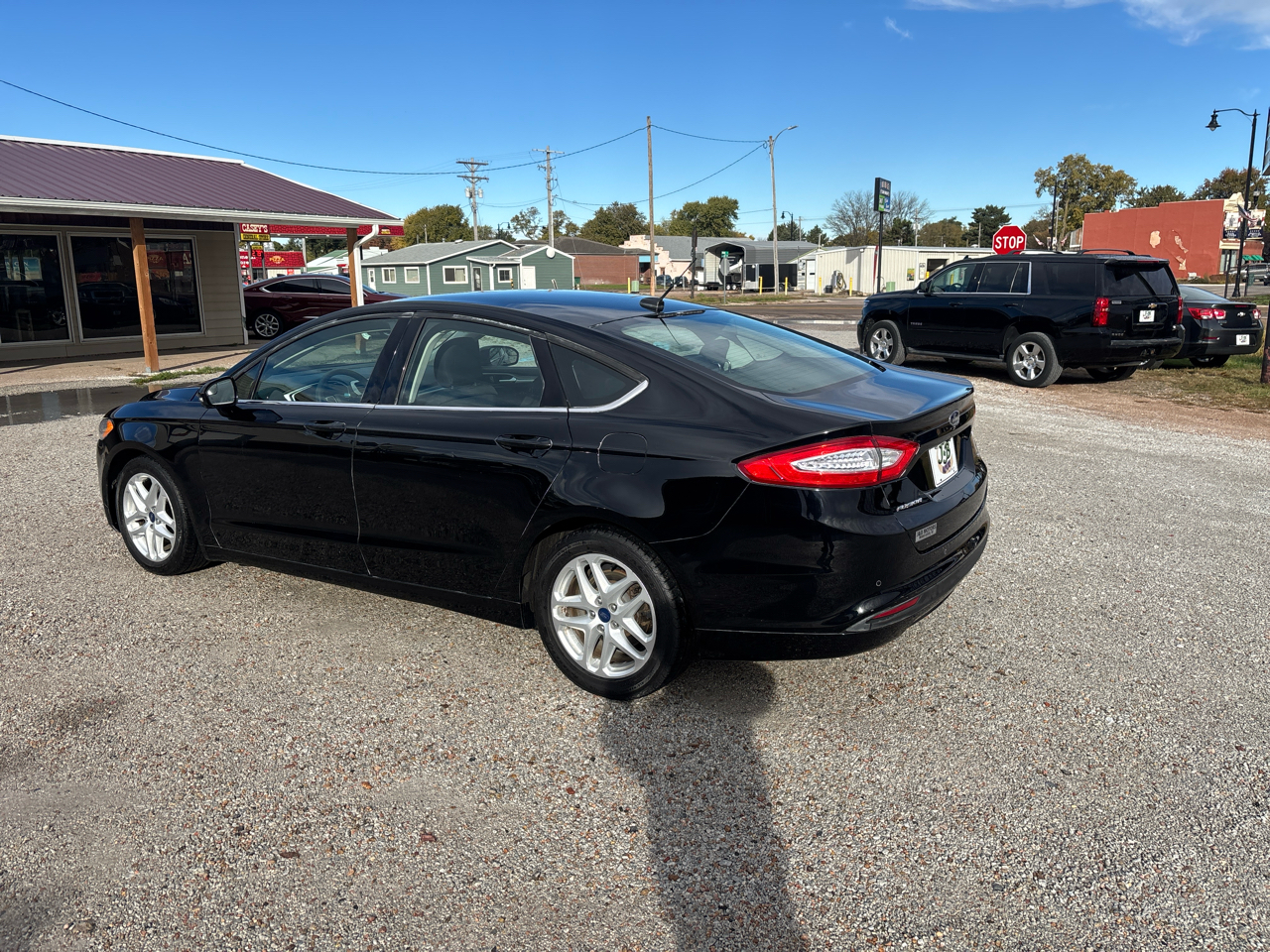 Ford Fusion 4dr Sdn SE FWD 2016 Ford Fusion 4dr Sdn SE FWD 2016