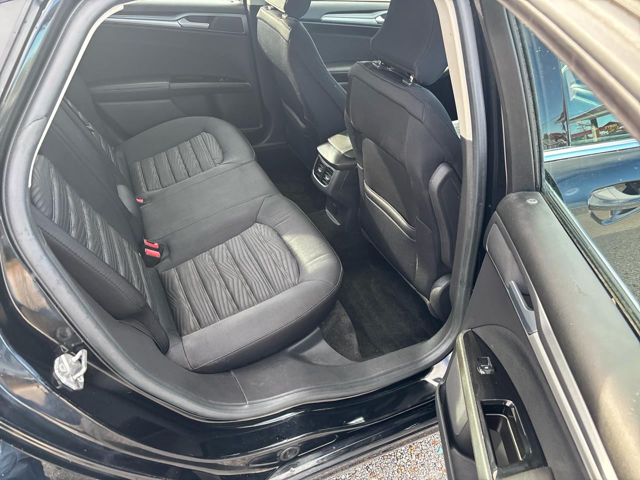 Ford Fusion 4dr Sdn SE FWD 2016 Ford Fusion 4dr Sdn SE FWD 2016