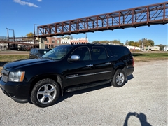 2013 Chevrolet Suburban  2013 Chevrolet Suburban