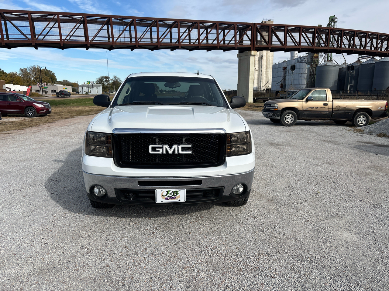 GMC Sierra 1500 4WD Crew Cab 143.5" SLE 2013 GMC Sierra 1500 4WD Crew Cab 143.5" SLE 2013