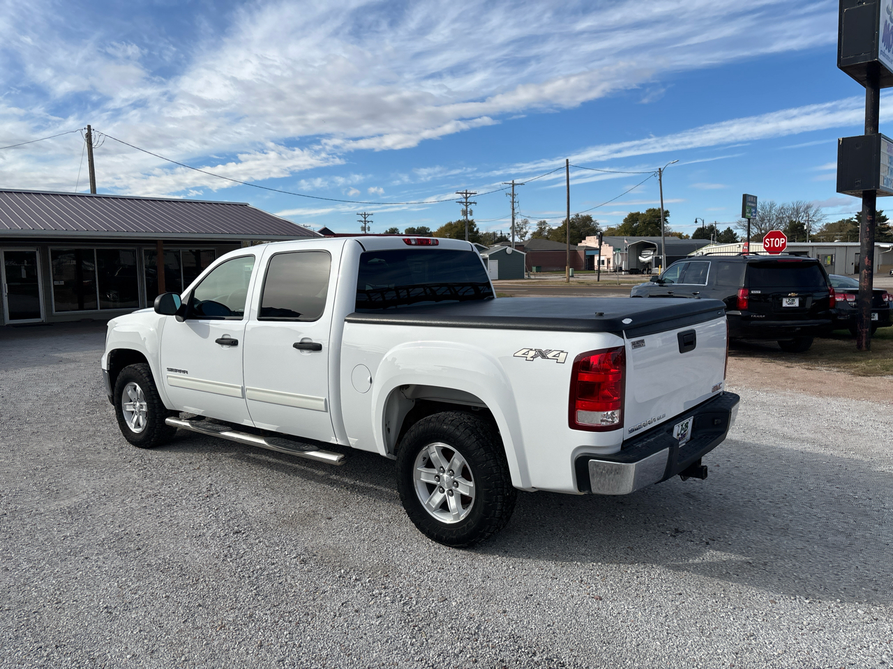 GMC Sierra 1500 4WD Crew Cab 143.5" SLE 2013 GMC Sierra 1500 4WD Crew Cab 143.5" SLE 2013