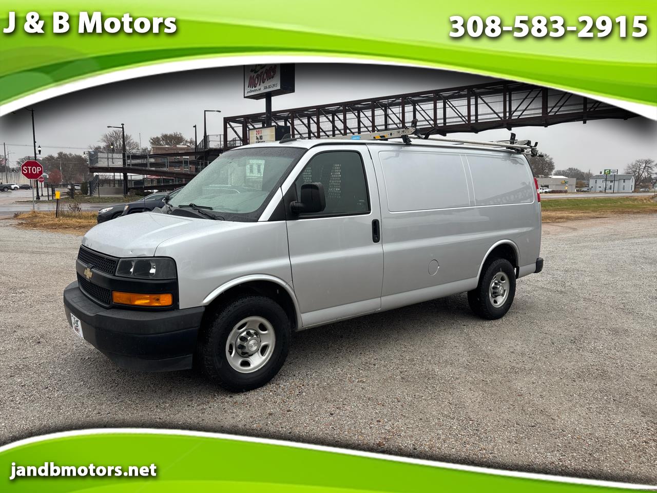 2018 Chevrolet Express Cargo Van RWD 3500 135"