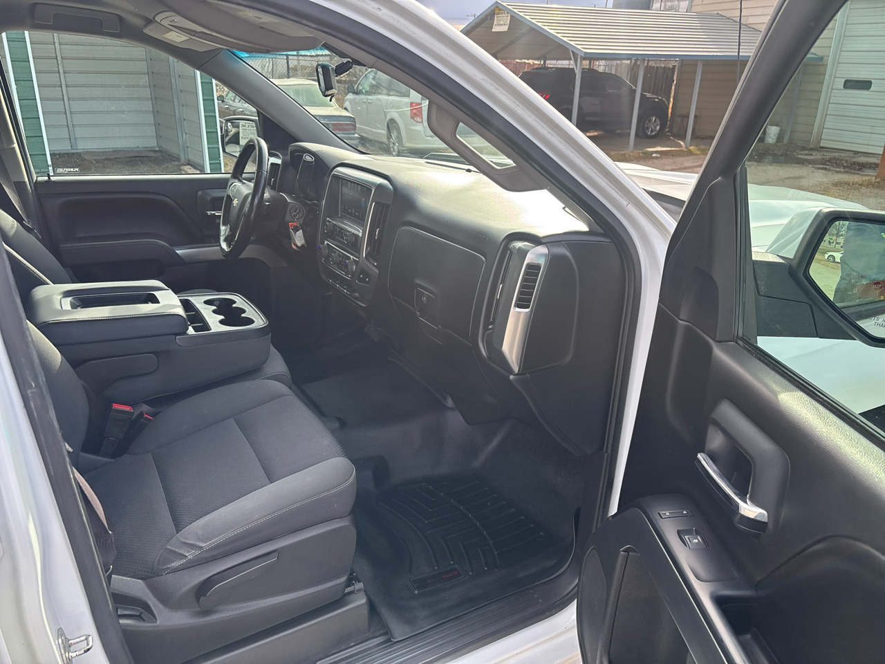 Chevrolet Silverado 1500 4WD Crew Cab 143.5" LT w/1LT 2017