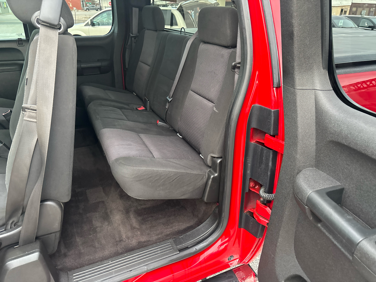 Chevrolet Silverado 1500 4WD Ext Cab 143.5" LT 2012