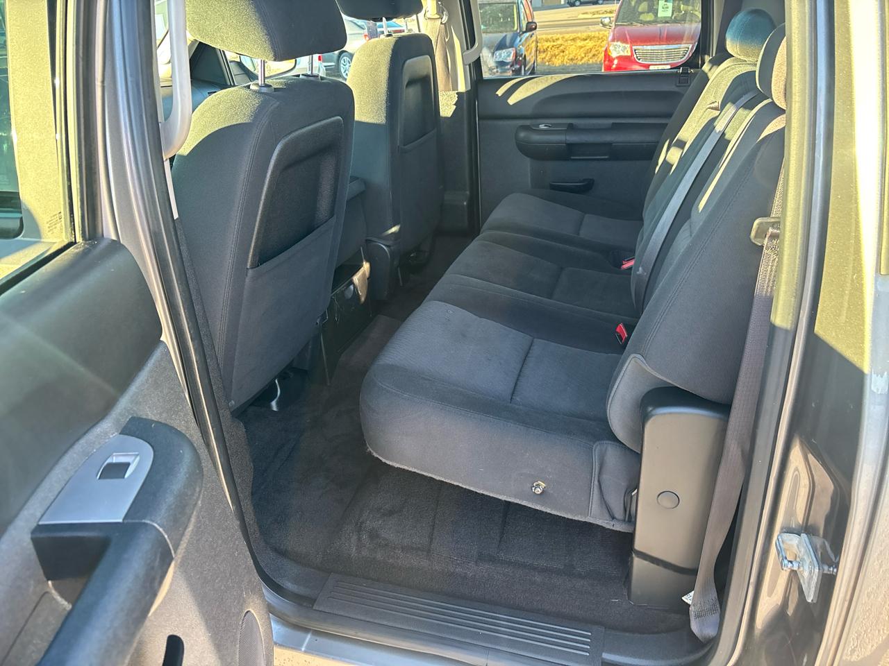 Chevrolet Silverado 1500 4WD Crew Cab 143.5" LT 2013