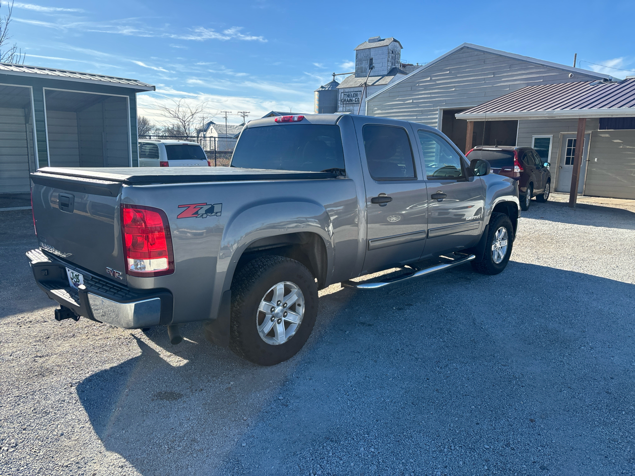 GMC Sierra 1500 4WD Crew Cab 143.5" SLE 2013