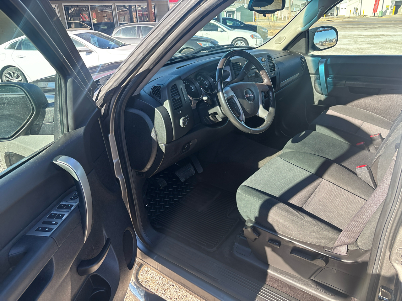 GMC Sierra 1500 4WD Crew Cab 143.5" SLE 2013