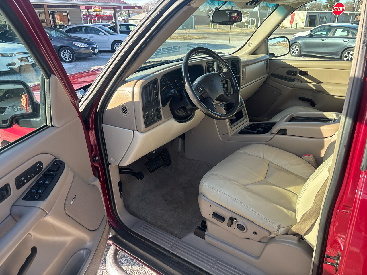 GMC Yukon 4dr 1500 4WD SLT 2004