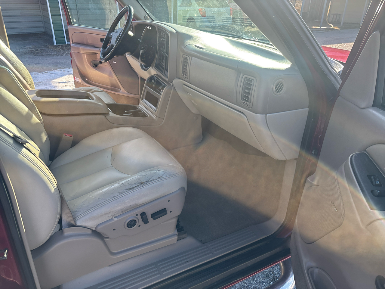 GMC Yukon 4dr 1500 4WD SLT 2004