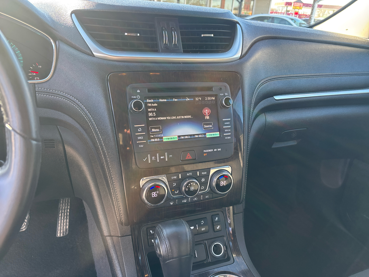 Chevrolet Traverse AWD 4dr LT w/2LT 2016