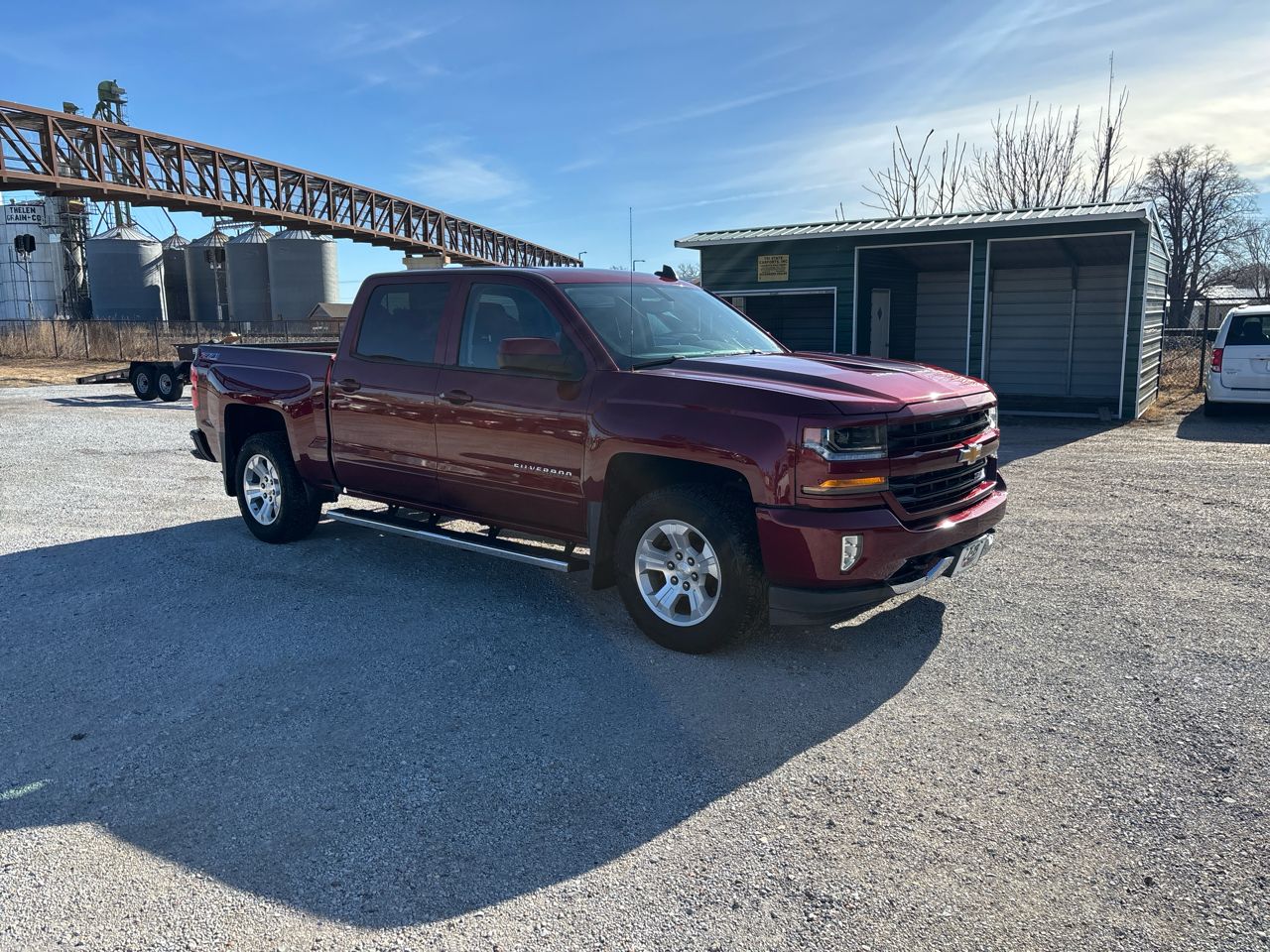 Chevrolet Silverado 1500 4WD Crew Cab 143.5" LT w/2LT 2017