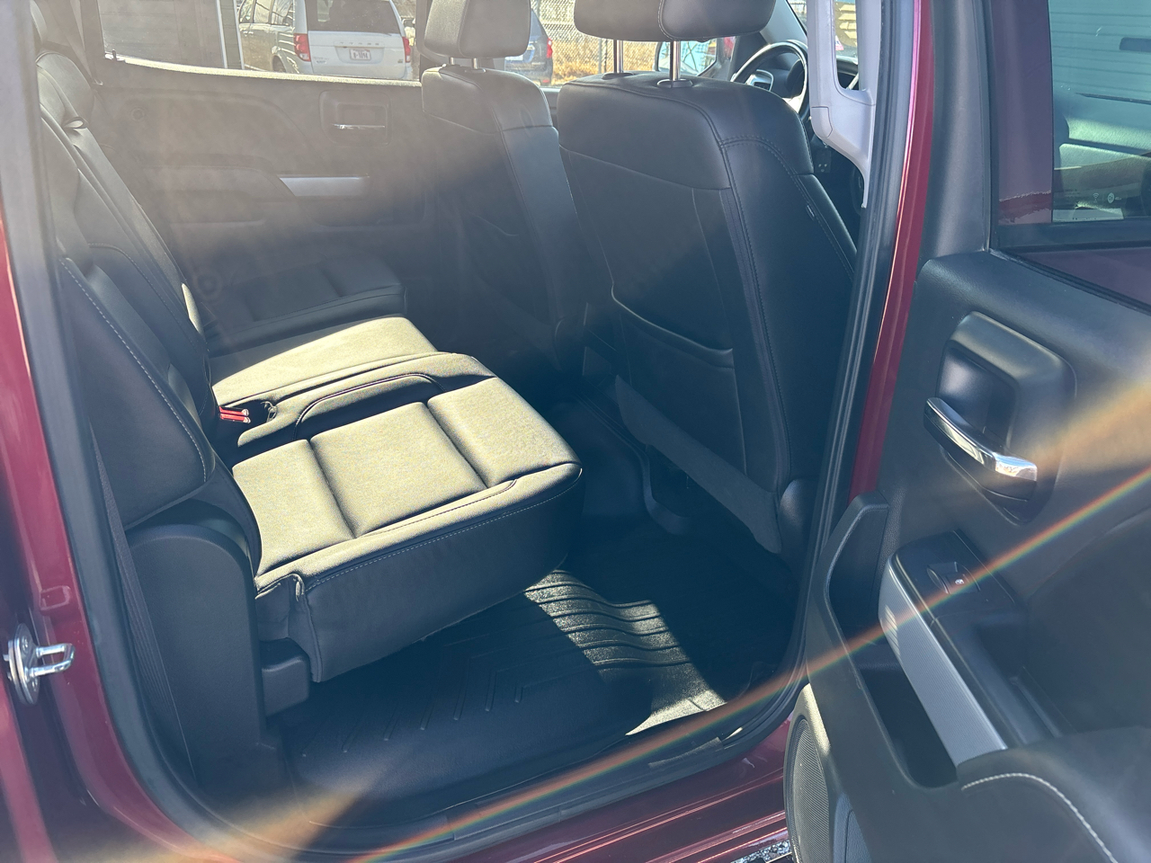 Chevrolet Silverado 1500 4WD Crew Cab 143.5" LT w/2LT 2017